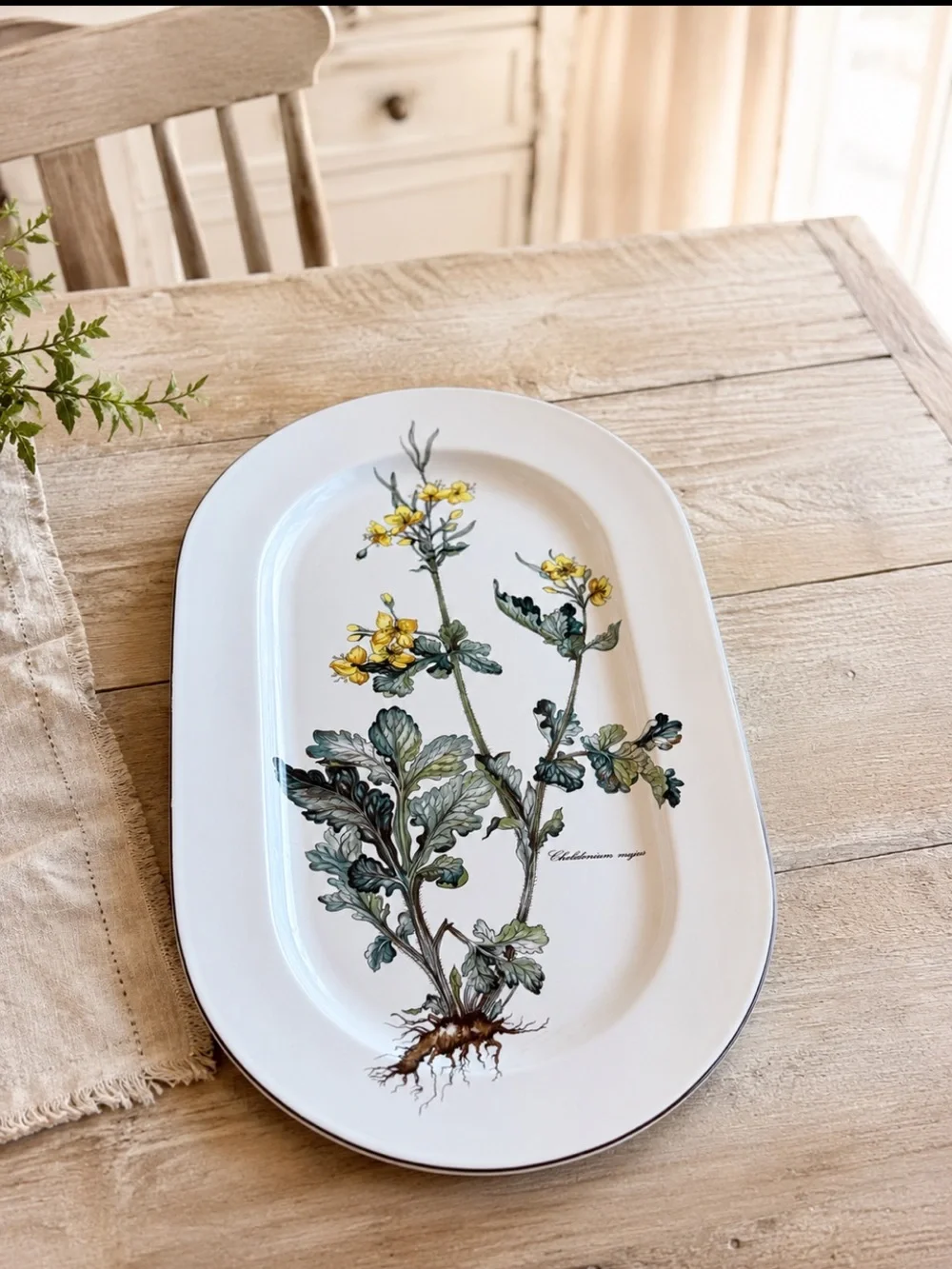 Villeroy & Boch Botanica CHELIDONIUM Oval Serving Platter 17 5/8